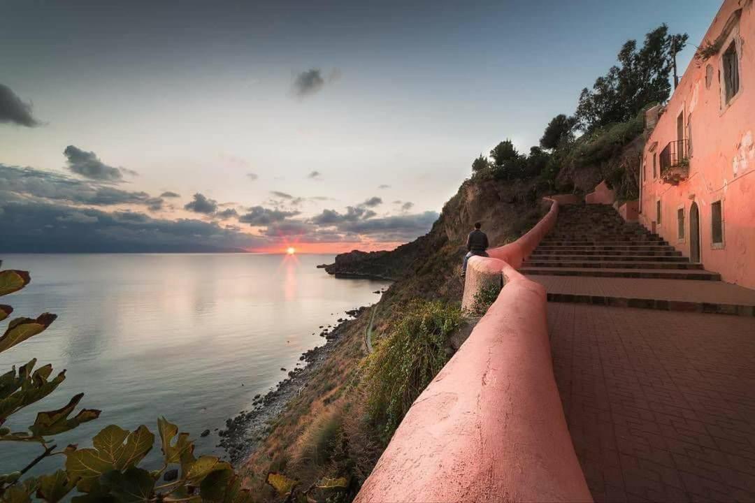 Lontano Dal Caos A Due Passi Dal Mare Villa Condro Eksteriør bilde